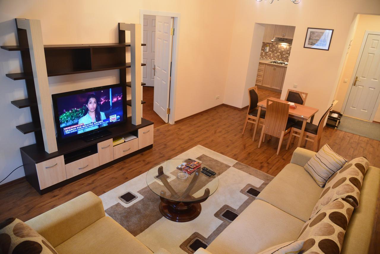 City Mansion Aparthotel บากู ภายนอก รูปภาพ